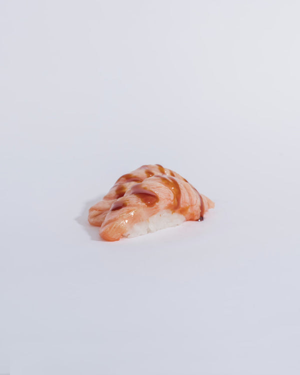 NIGIRI SALMÓN (SALSA TERIYAKI) - 2 UNIDADES
