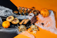 Menú Halloween de Llama a Sushi con uramakis, nigiris, gyozas y galletas