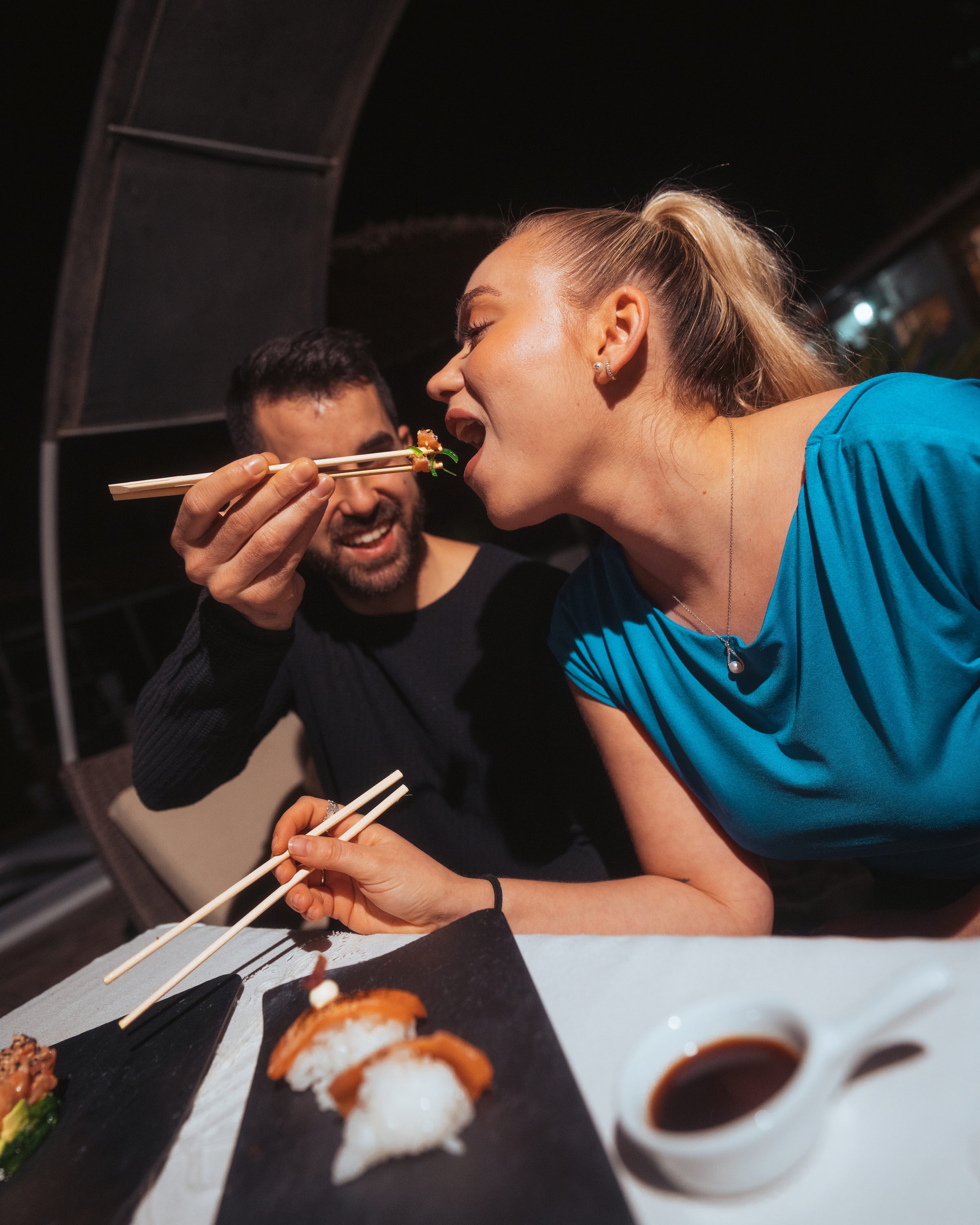 EN TU CASA O EN LA MIA